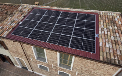 Gli impianti fotovoltaici e i benefici, non solo ambientali, che possono garantire